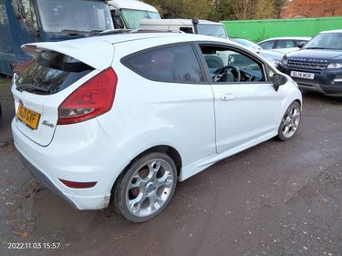Picture of ST FORD FIESTA ZETEC 1600cc PETROL 5 SPEED MAN 3 DOOR 2010 - For Sale