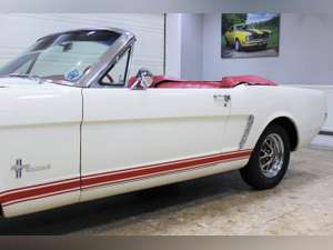 1965 Ford T5 Mustang Convertible 289 V8 Manual For Sale (picture 16 of 100)