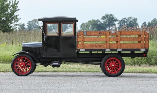 1919 Ford Model T - 2