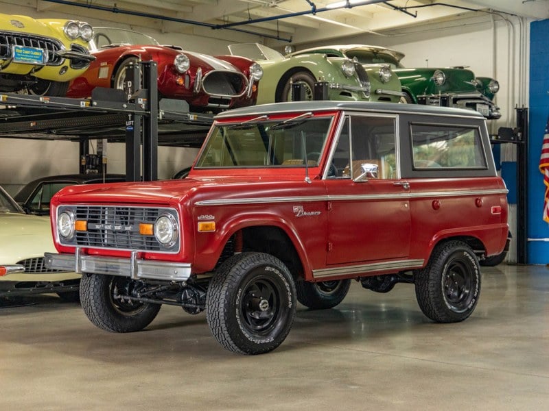 1970 Ford Bronco Sport 4WD V8 Custom Wagon