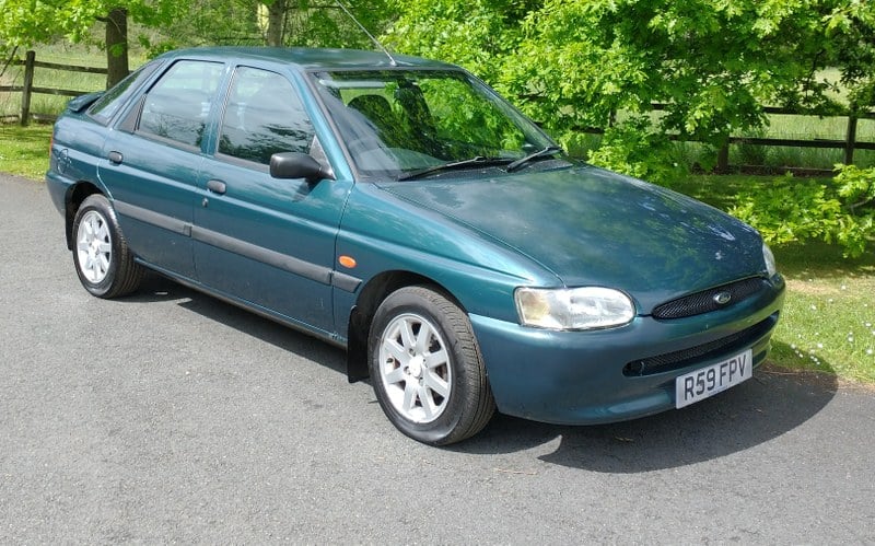 1998 Ford Escort Green Manual, 5 speed Right Hand Drive in Solihull ...