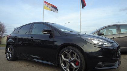 EXTREMELY LOW MILEAGE FOCUS ST
