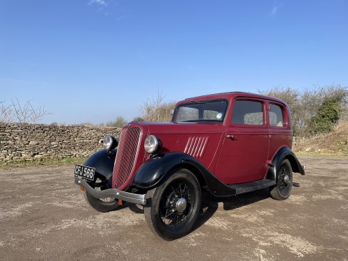1937 Ford Model Y Tudor Saloon In vendita all'asta