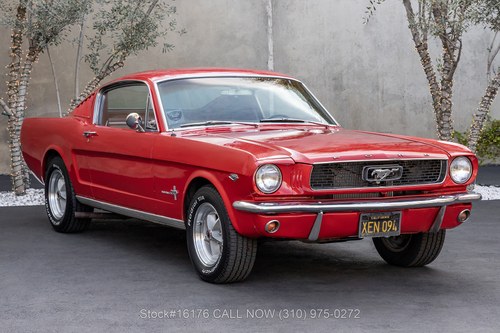 1966 Ford Mustang Fastback C-Code Till salu