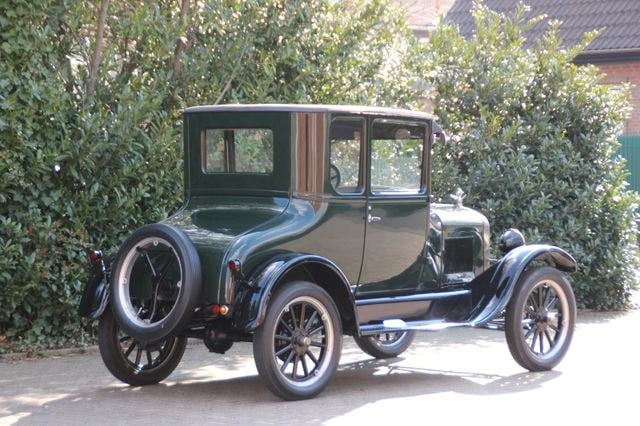 1927 Ford Model T - 7
