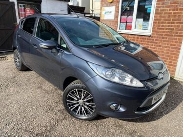 Picture of FORD FIESTA HATCHBACK 1.4 TITANIUM 5DR (2009/09) - For Sale