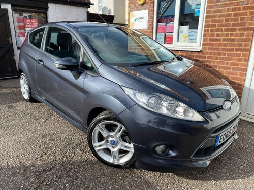 FORD FIESTA HATCHBACK 1.6 TD ZETEC S 3DR (2010/60) In vendita