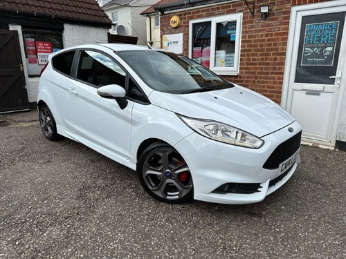 FORD FIESTA HATCHBACK 1.6T ECOBOOST ST-2 EURO 5 3DR (2014/14 For Sale