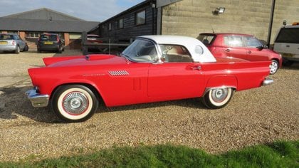 1957 (X) Ford T BIRD AUTOMATIC Hard And Soft Top