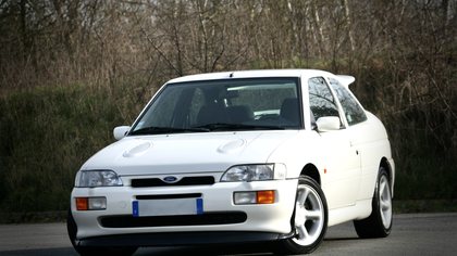 Ford escort rs cosworth 1995