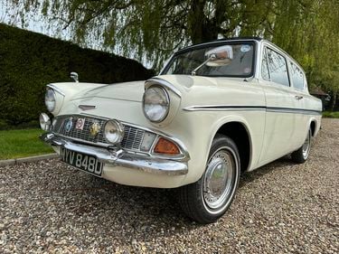 Anglia 123E Super 1500GT in superb condition throughout...