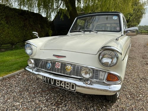 1966 Ford Anglia - 2