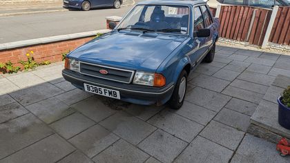 Picture of 1985 Ford Orion Gl 5Spd
