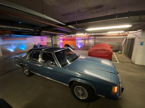 1988 Ford Crown Victoria Auto