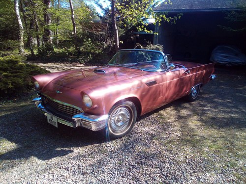 1957 Ford Thunderbird