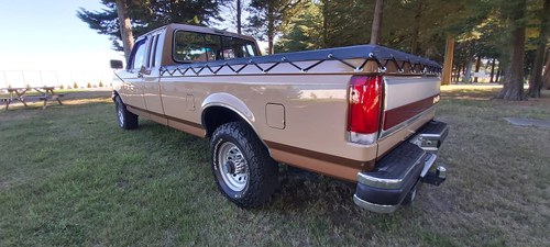 1987 Ford F-250 - 8