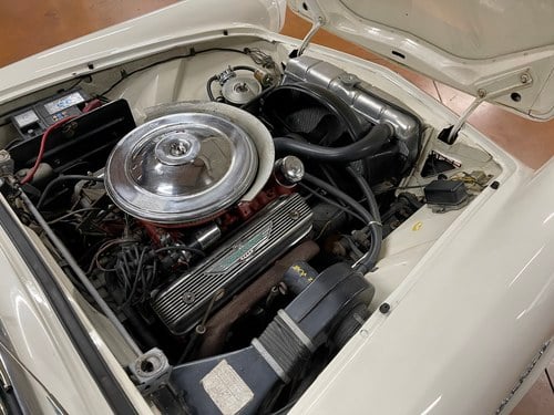1957 Ford Thunderbird - 5