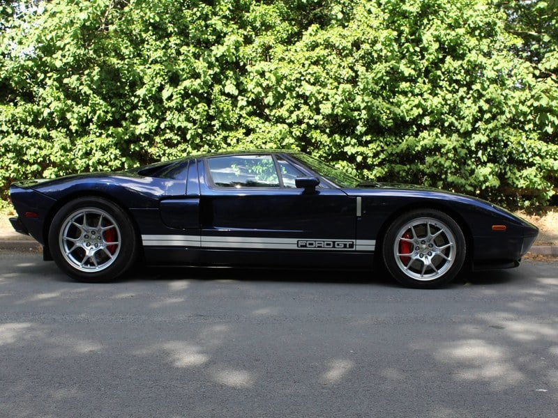 1966 Ford GT - 7