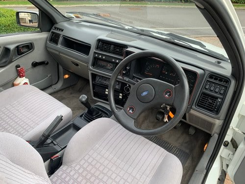 1983 Ford Sierra - 9