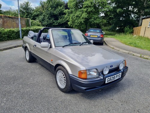 1989 Ford Escort XR3i convertible