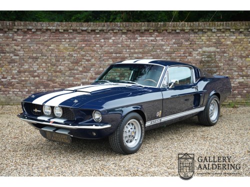 1967 Ford Mustang Fastback GT 390 Shelby clone A vendre