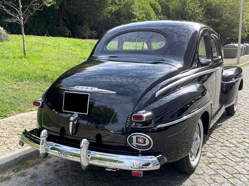 1948 Ford De Luxe - 5