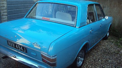 FORD CORTINA MK11 AUTOMATIC 1600 X FLOW