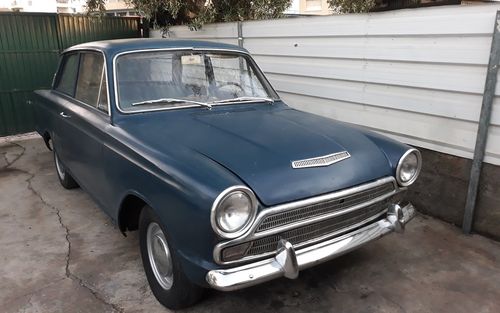 1965 Ford Cortina (picture 1 of 9)