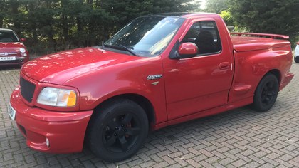 1999 Ford f150 lightning Open to offers