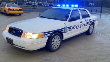 2011 Ford Crown Victoria police car - K-9