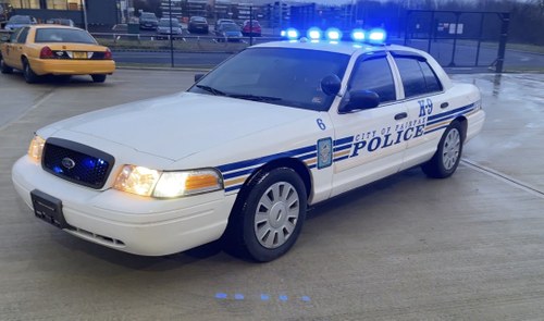 2011 Ford Crown Victoria police car - K-9