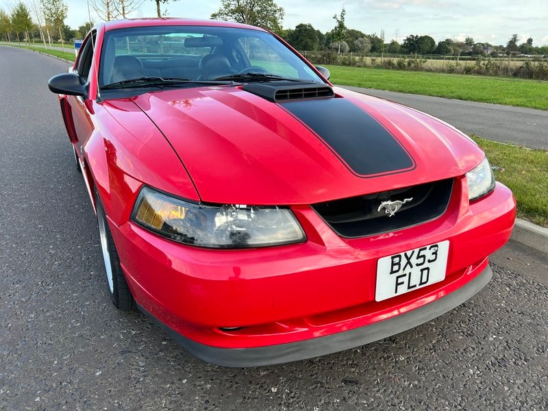 2004 Ford Mustang - 7