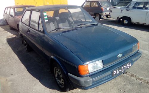1989 Ford Fiesta (picture 1 of 6)