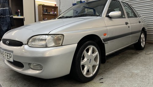 2000 Ford Escort Finesse Zetec