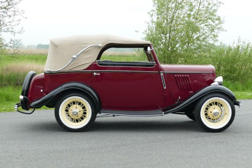 1932 Ford Model Y - 9