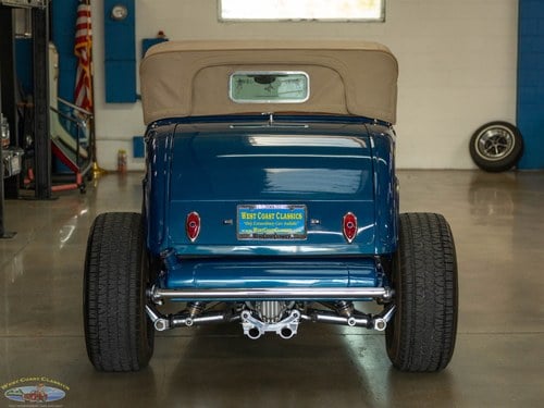 1932 Ford Custom - 5
