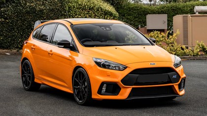 FORD FOCUS RS 2.3 EcoBoost Heritage