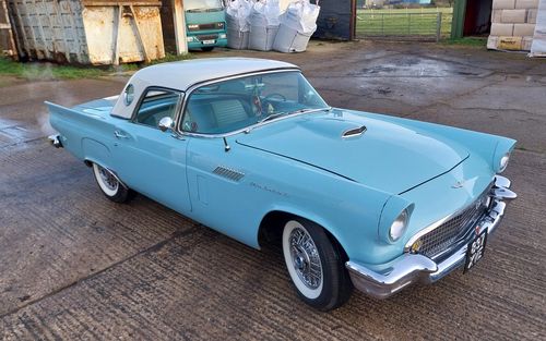 1957 Ford Thunderbird (picture 1 of 10)