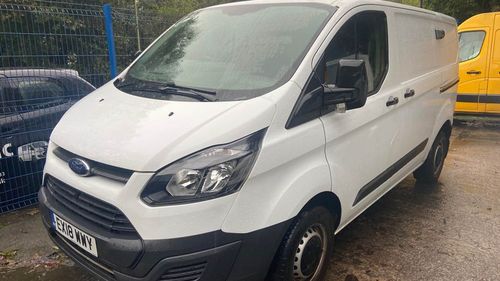 Picture of 2018 FORD TRANSIT CUSTOM 2-0 L1H1 105 BHP 1 OWNER VAN - 97K - For Sale