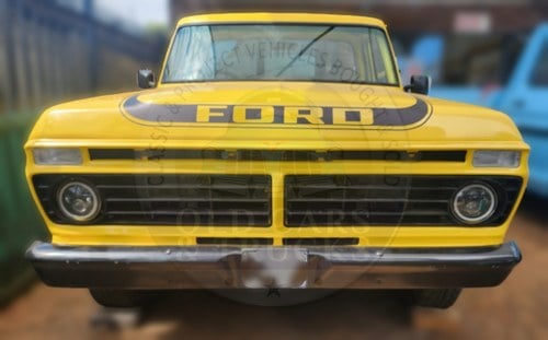 1976 Ford F-100 - 2