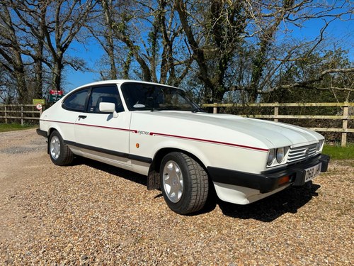 Ford Capri 2.8 injection Special