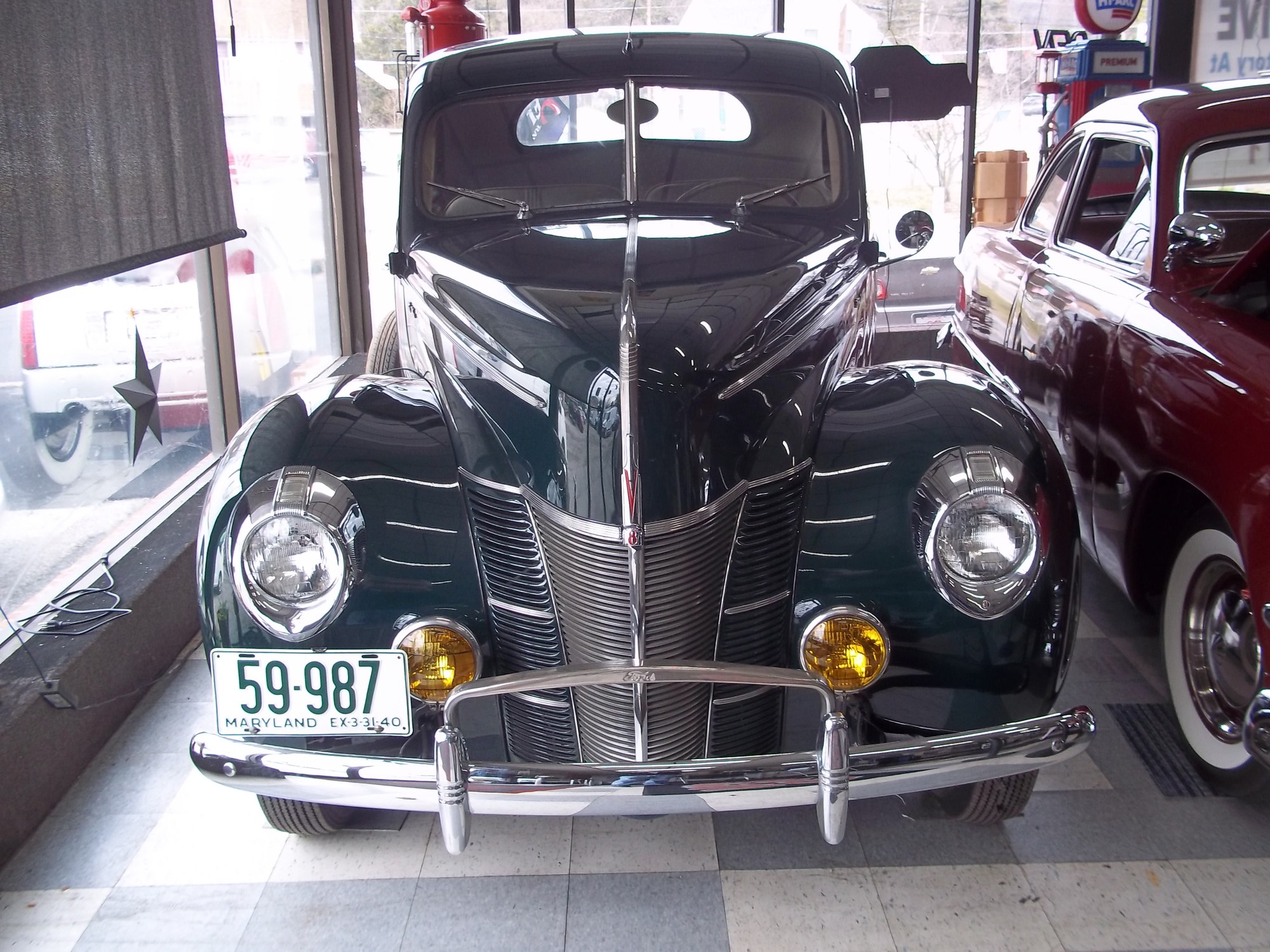 1940 Ford Deluxe Opera Coupe, foto 2