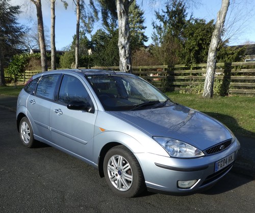 2004 Ford Focus Ghia MK1 1.6 5 door. Full MOT. FSH.