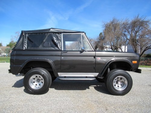 1972 Ford Bronco - 5