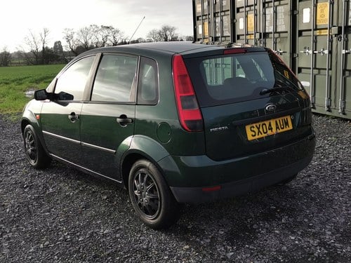 2004 Ford Fiesta