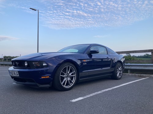 2011 Ford Mustang GT Premium, 6 Speed auto