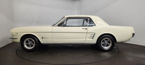 1966 Ford Mustang - 8