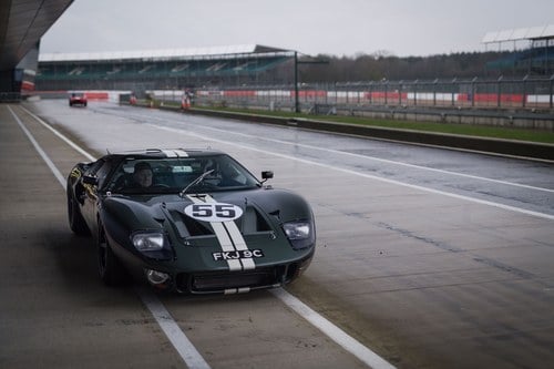 1965 Ford GT40 - 2