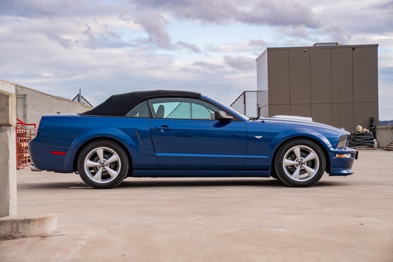 2008 Ford Mustang - 4