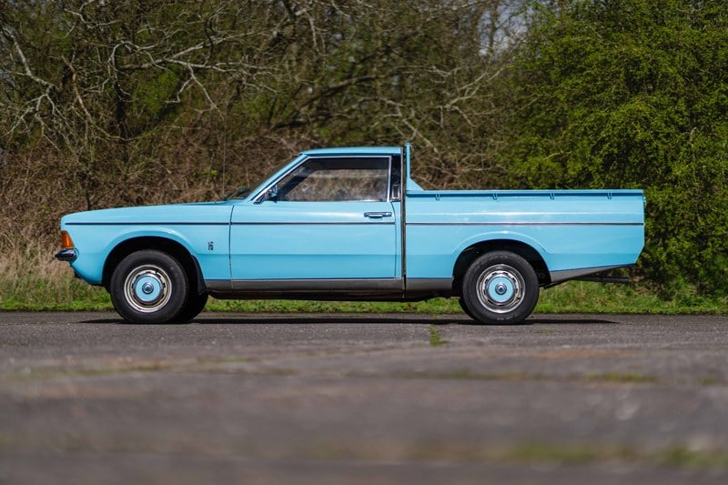 1977 Ford Cortina - 4